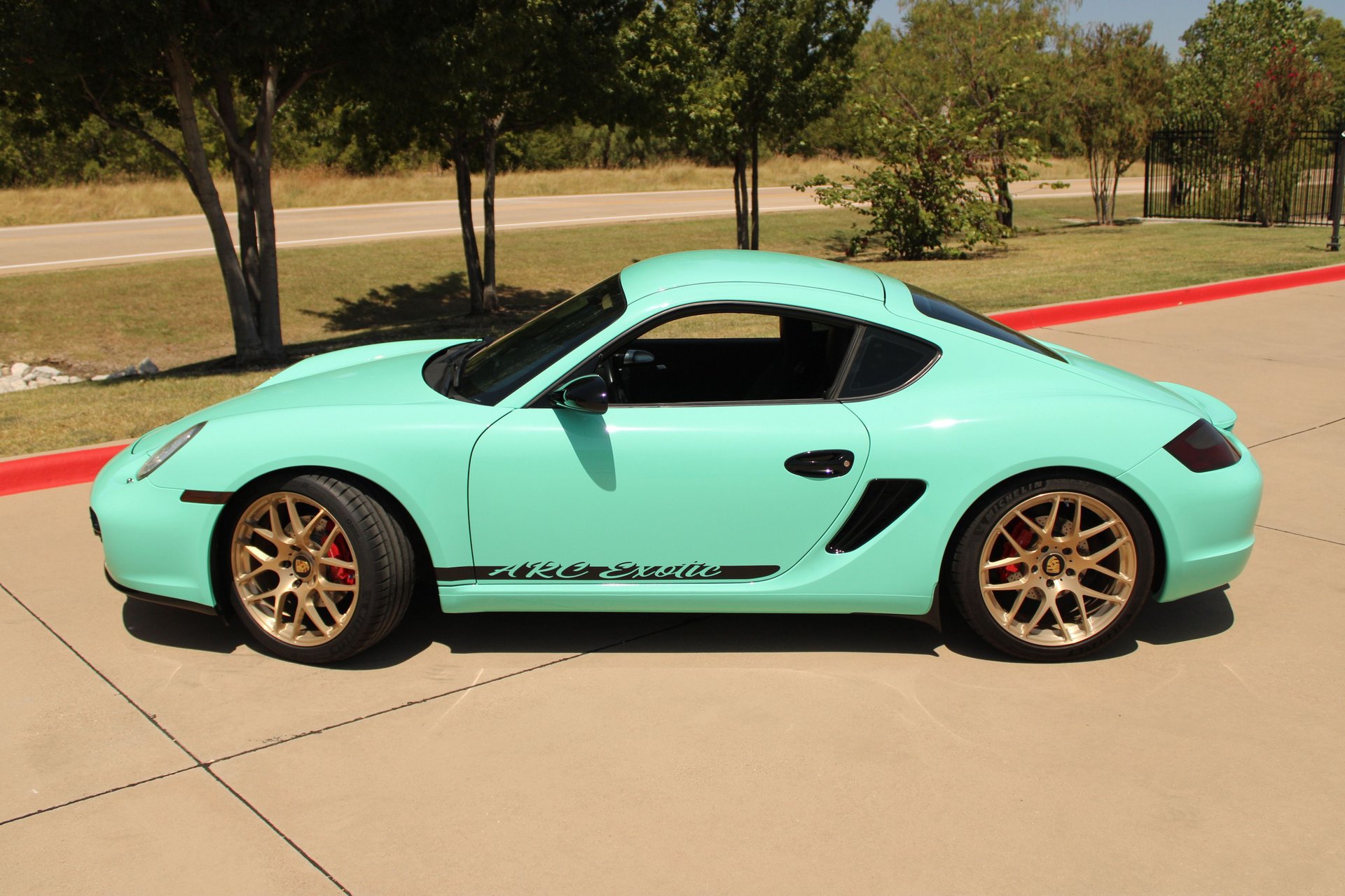 Used 2006 Porsche Cayman S RWD image 5