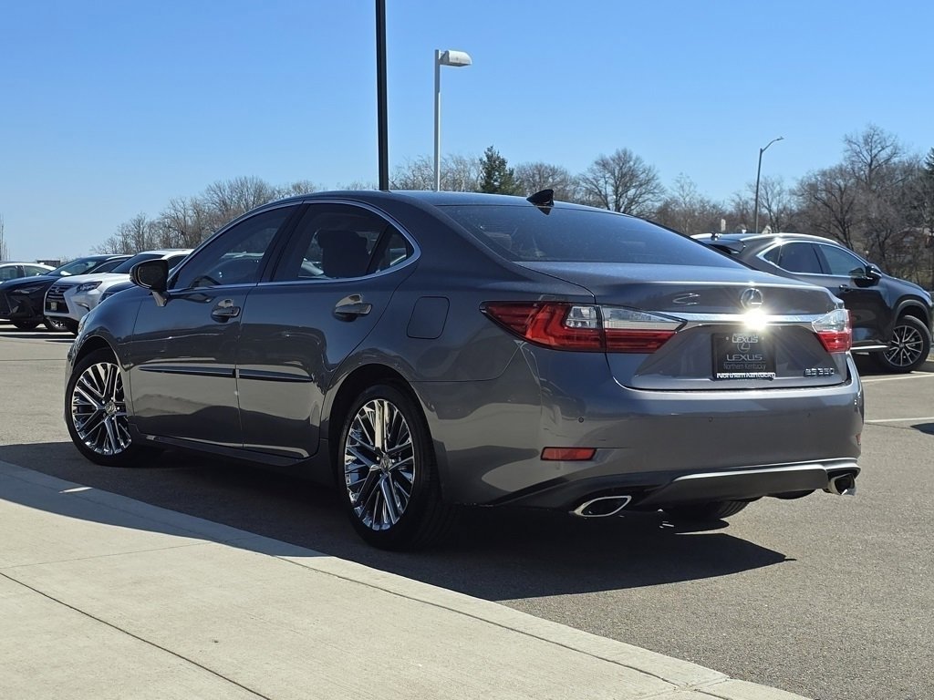 Used 2016 Lexus ES 350 w/ Ultra Luxury Package image 23