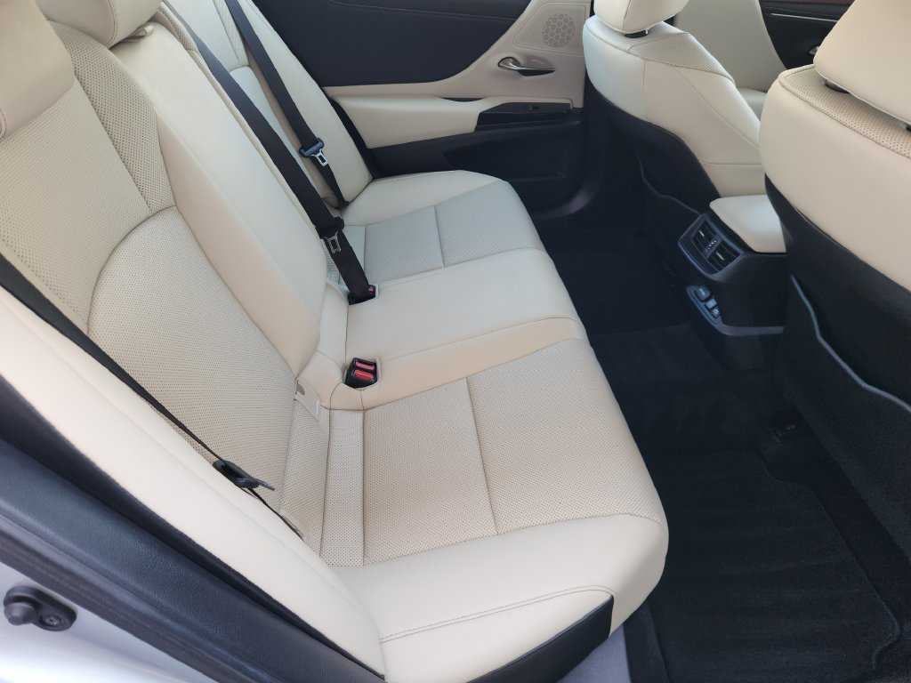Certified 2025 Lexus ES 350 w/ Premium Package FWD image 31