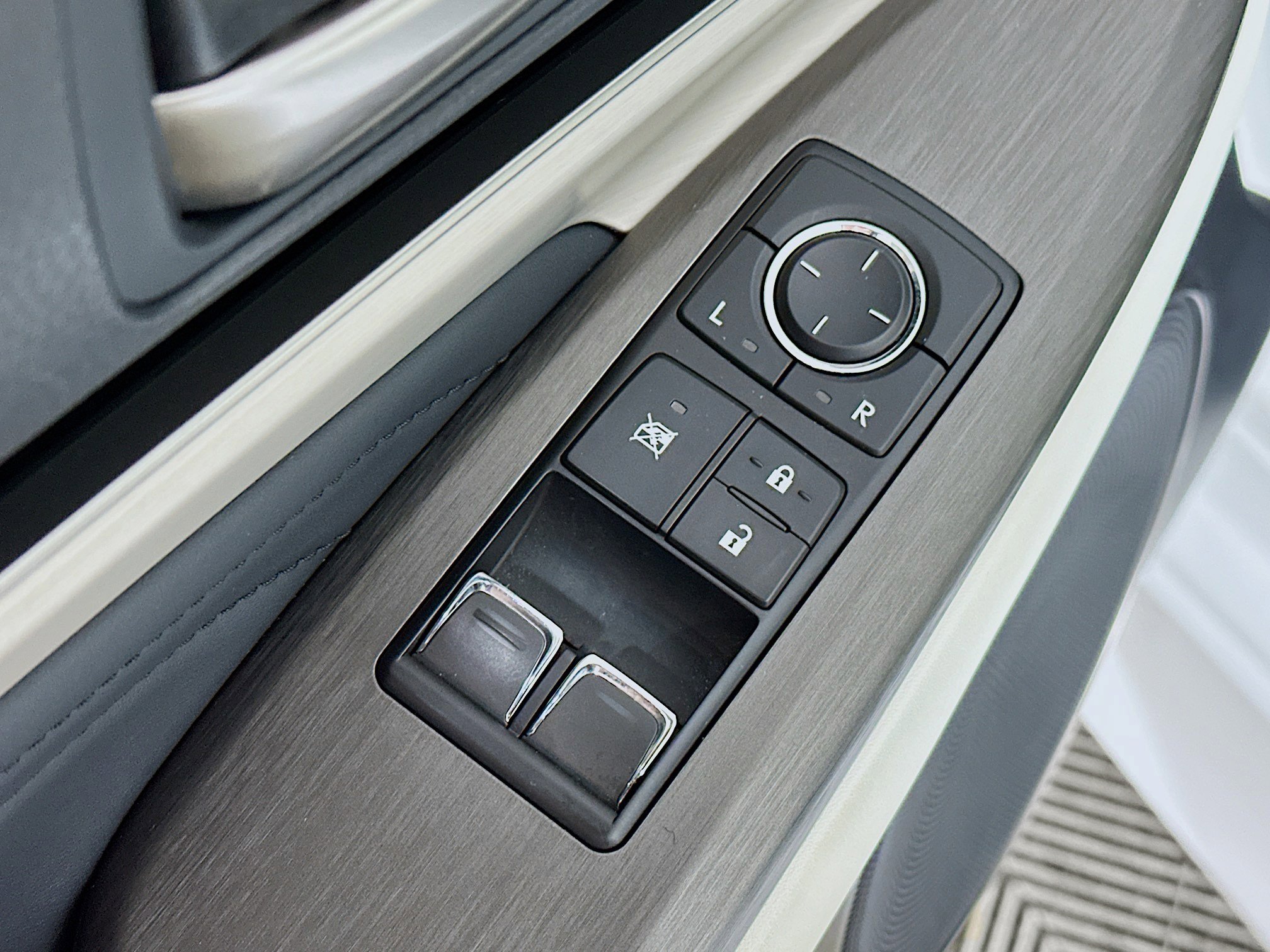 Certified 2024 Lexus RC 350 F Sport image 18