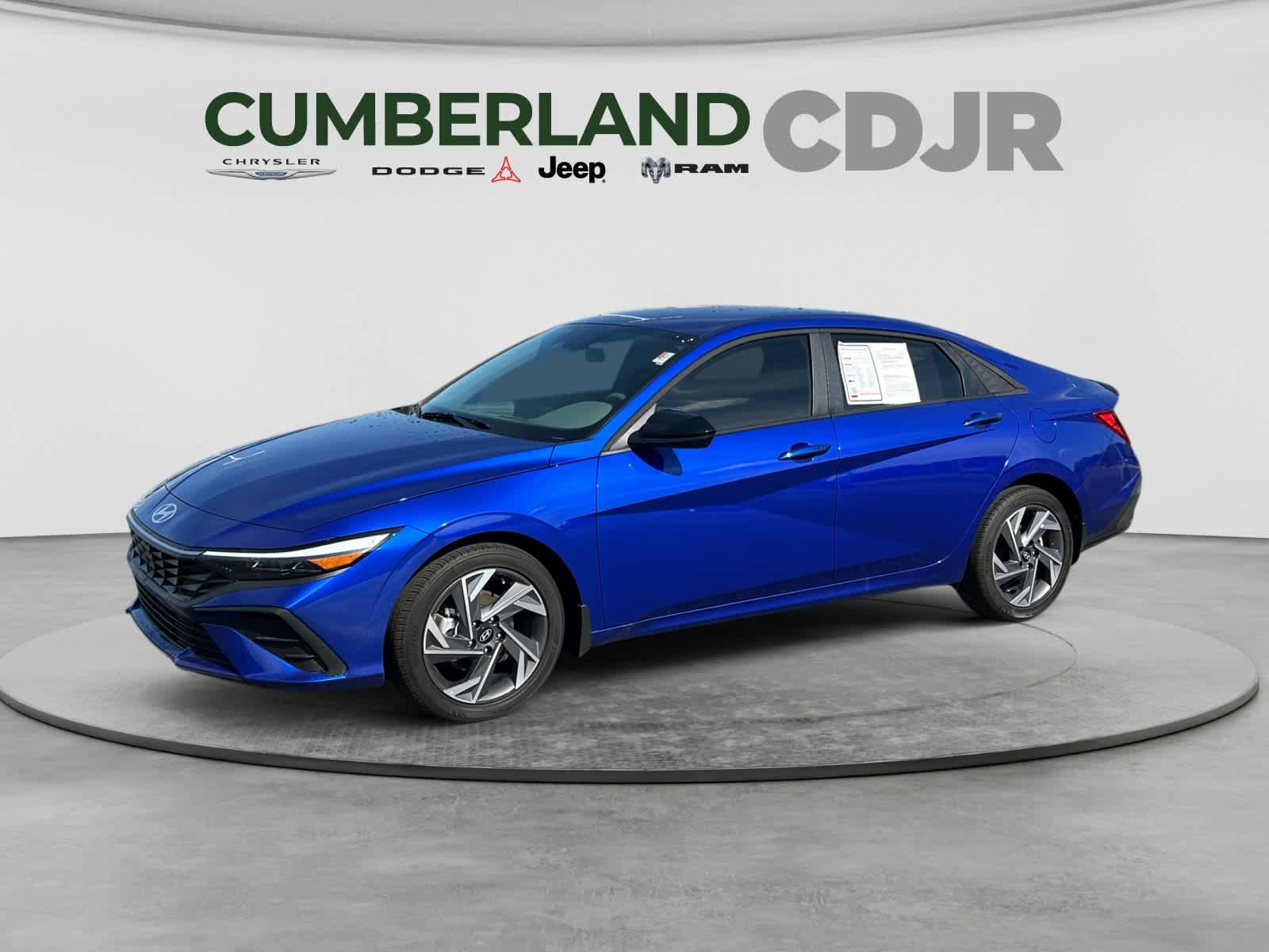 Used 2025 Hyundai Elantra Sport FWD image 1