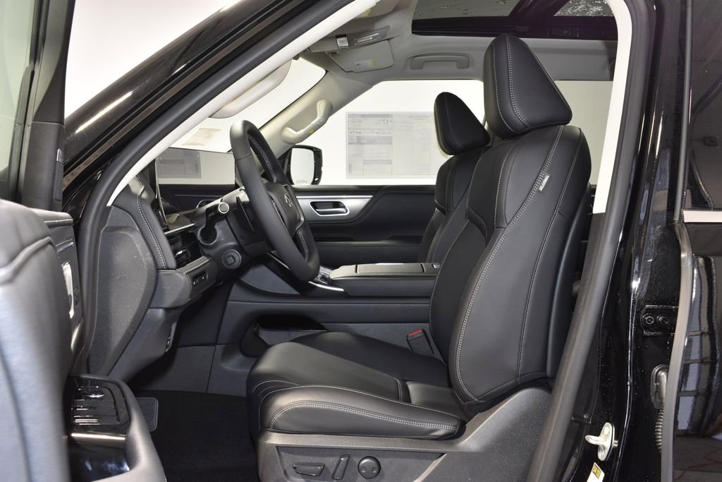 New 2026 INFINITI QX80 Pure w/ Cargo Package image 11