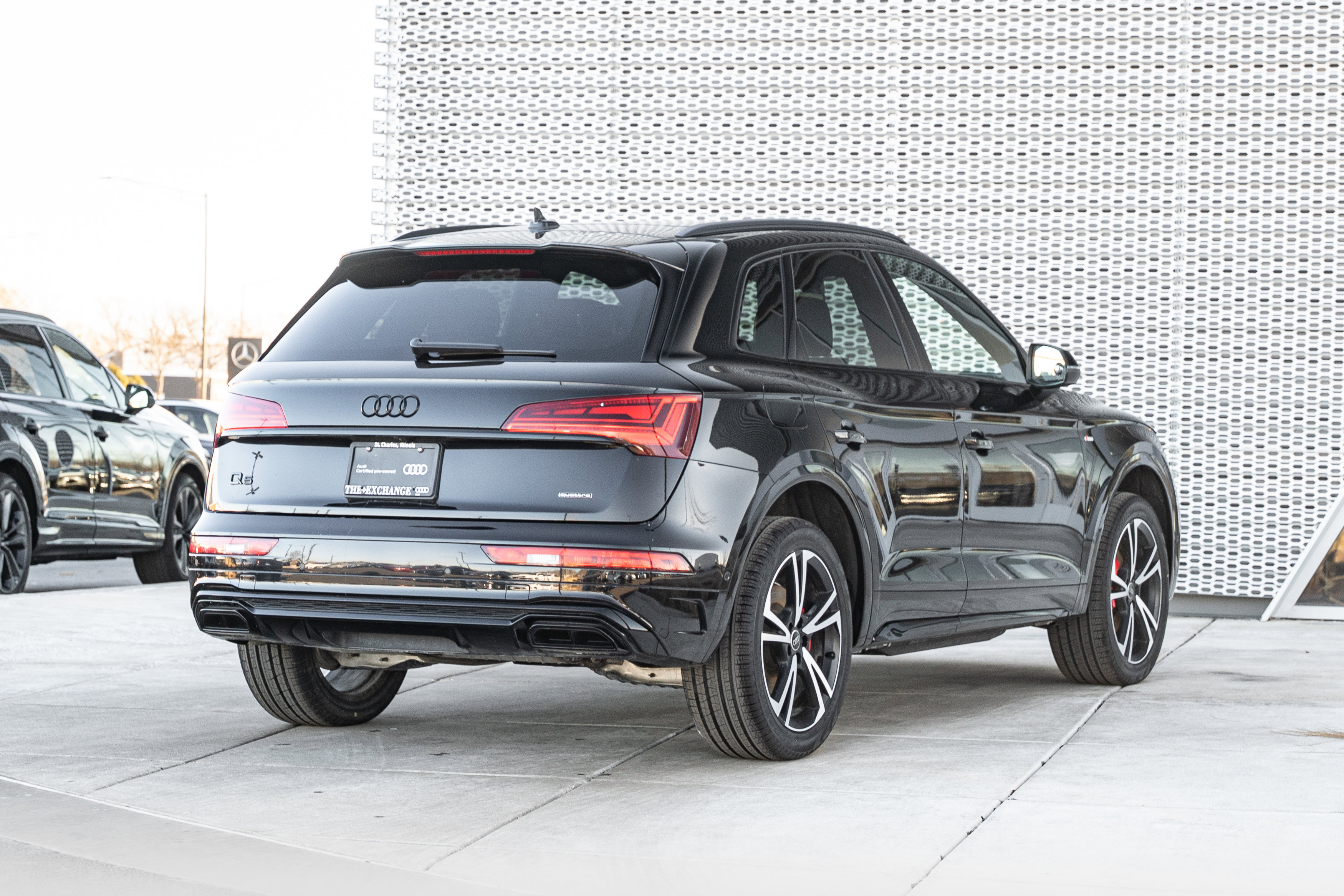 Certified 2025 Audi Q5 Prestige image 4