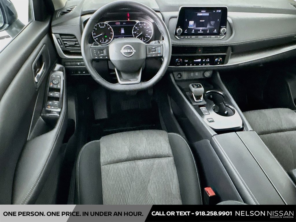 Certified 2026 Nissan Rogue SV FWD image 20