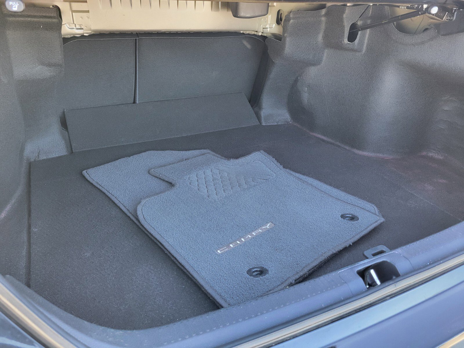 Certified 2021 Toyota Camry LE image 13