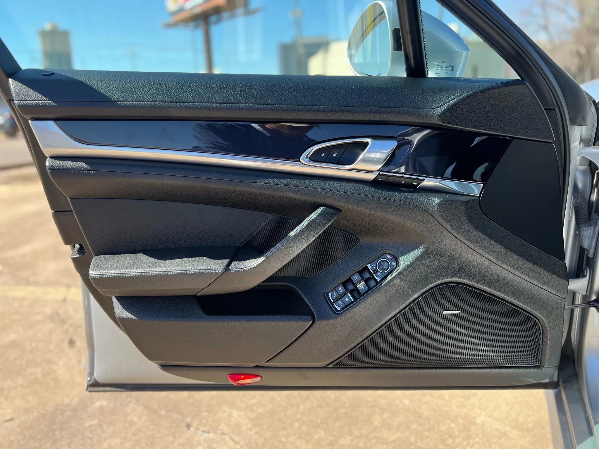 Used 2014 Porsche Panamera image 26