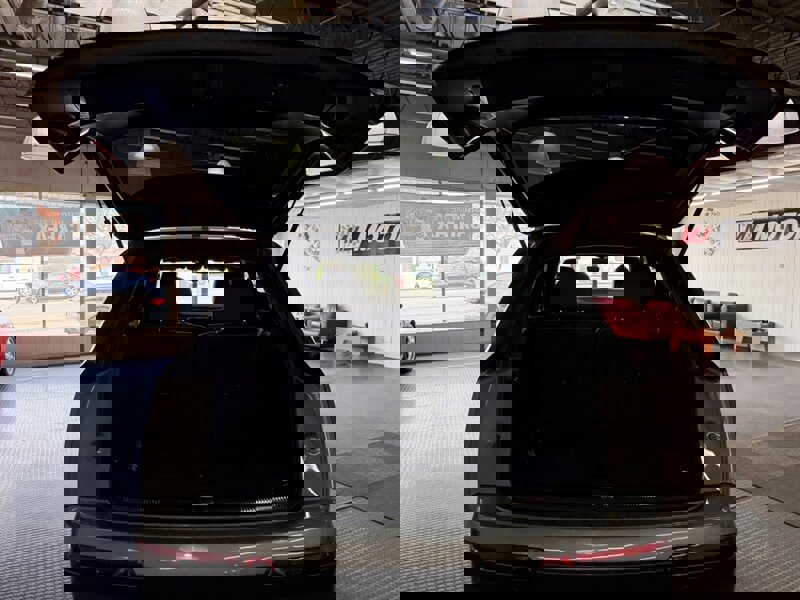 Used 2018 Audi Q7 3.0T Prestige image 73