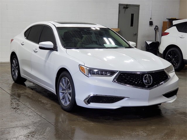 Used 2019 Acura TLX image 3