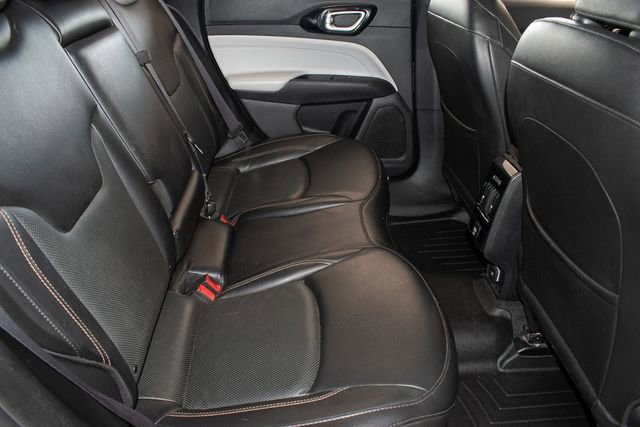 Used 2022 Jeep Compass Limited AWD/4WD image 12