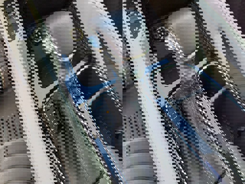 Certified 2022 Kia Telluride SX w/ Towing Package image 24