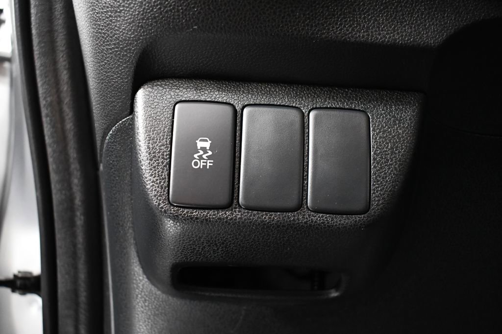 Used 2011 Honda Fit image 27