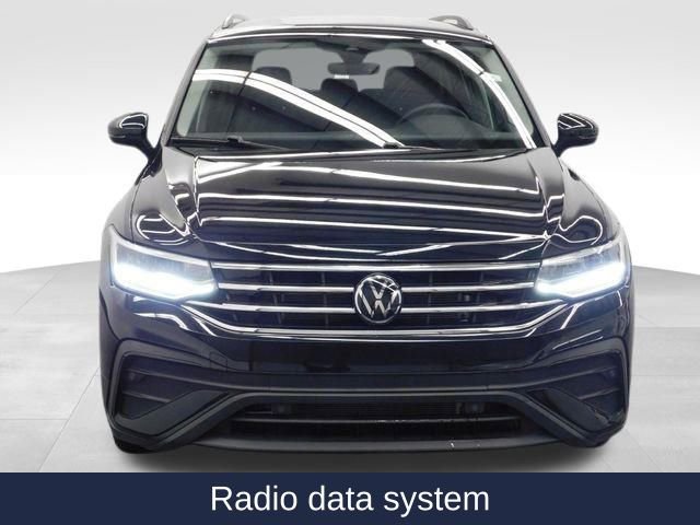 Used 2024 Volkswagen Tiguan S image 3