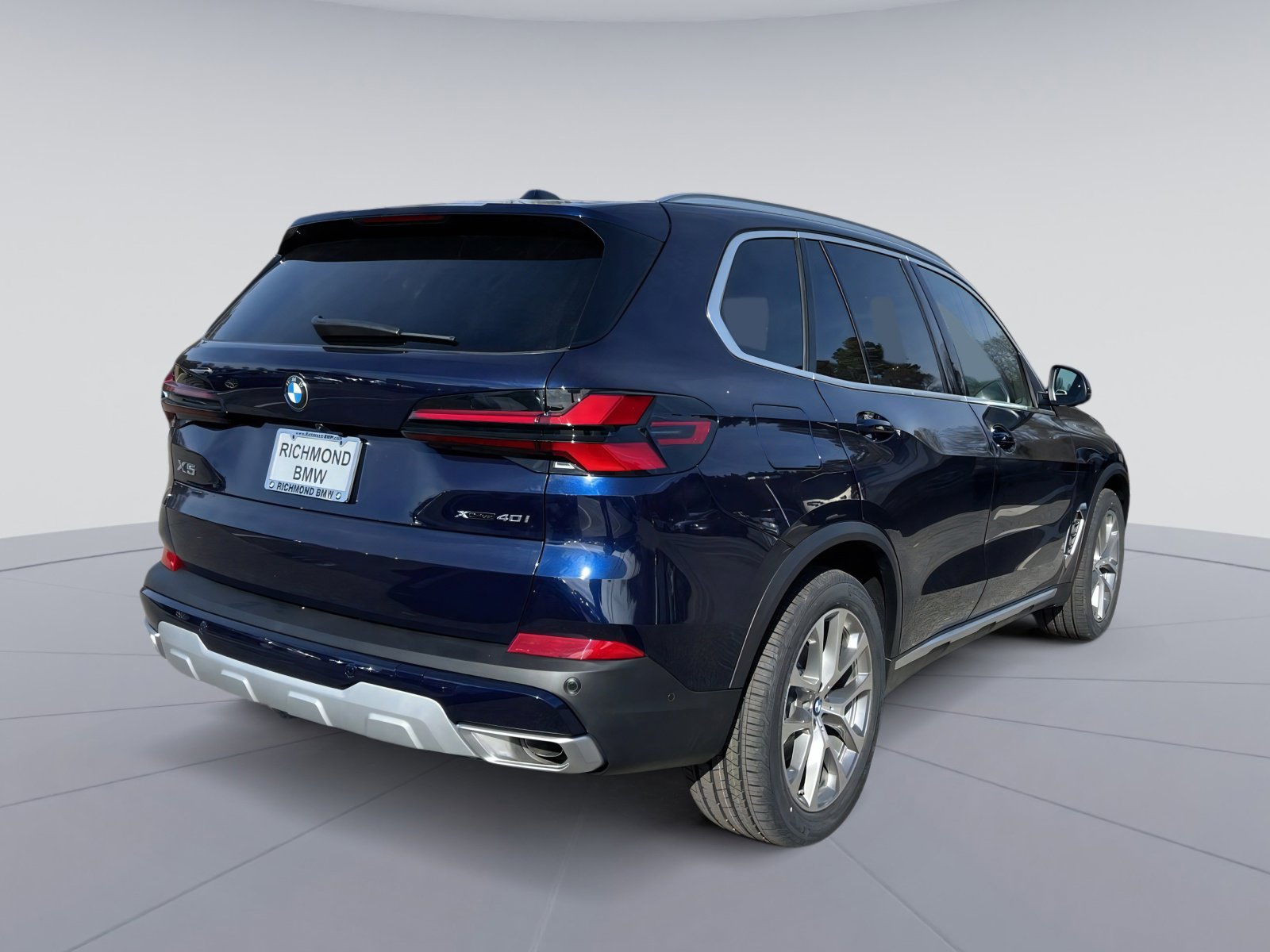 New 2026 BMW X5 xDrive40i AWD/4WD image 5