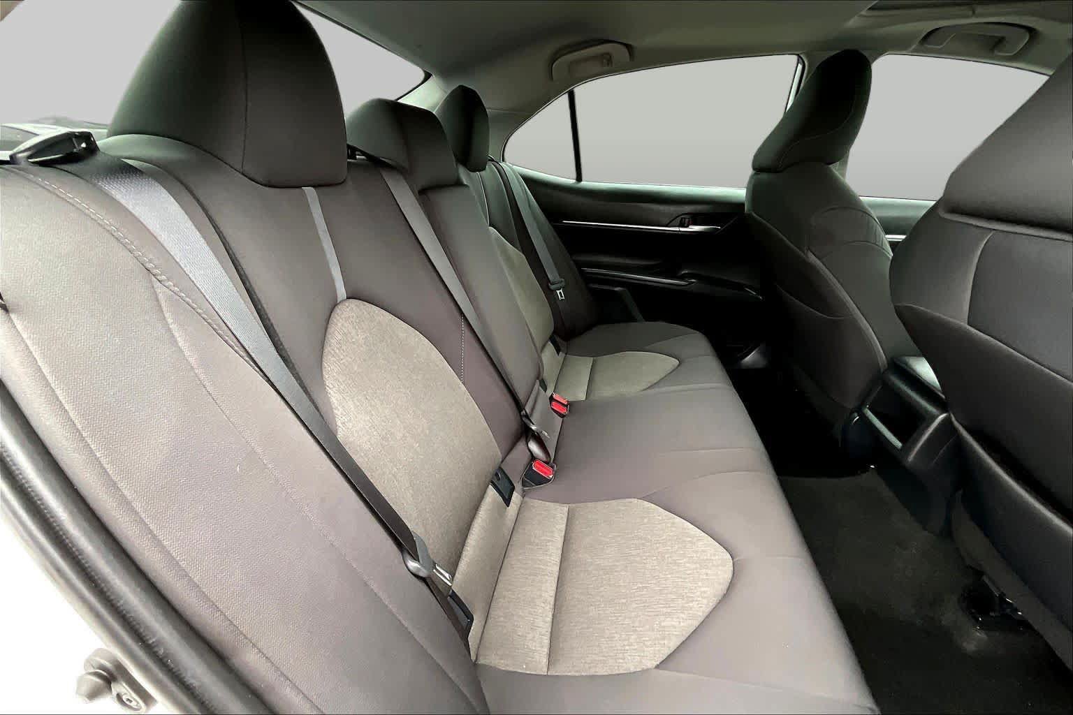 Used 2024 Toyota Camry LE w/ Convenience Package FWD image 21