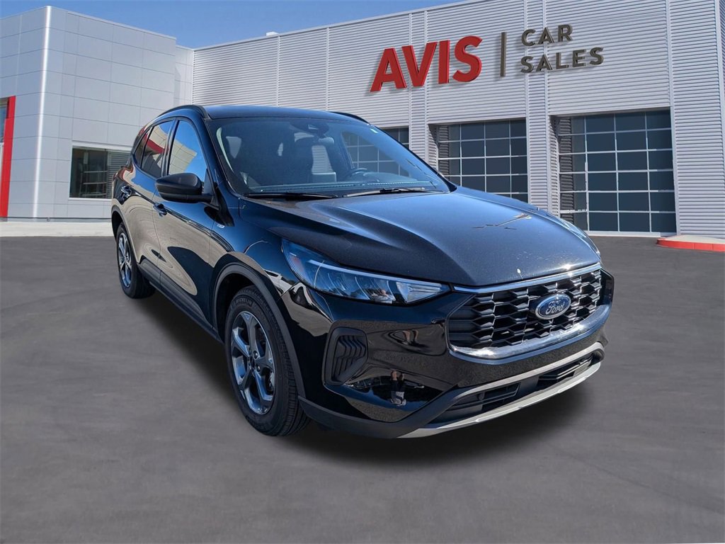 Used 2025 Ford Escape ST-Line image 3