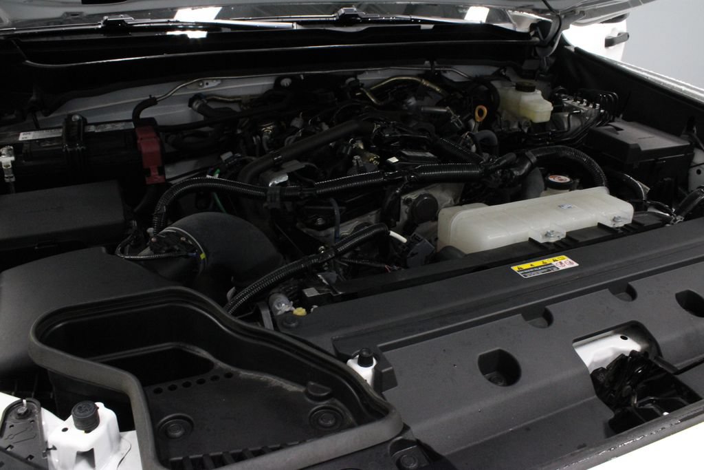 Used 2025 Toyota Tacoma TRD Off-Road AWD/4WD image 12