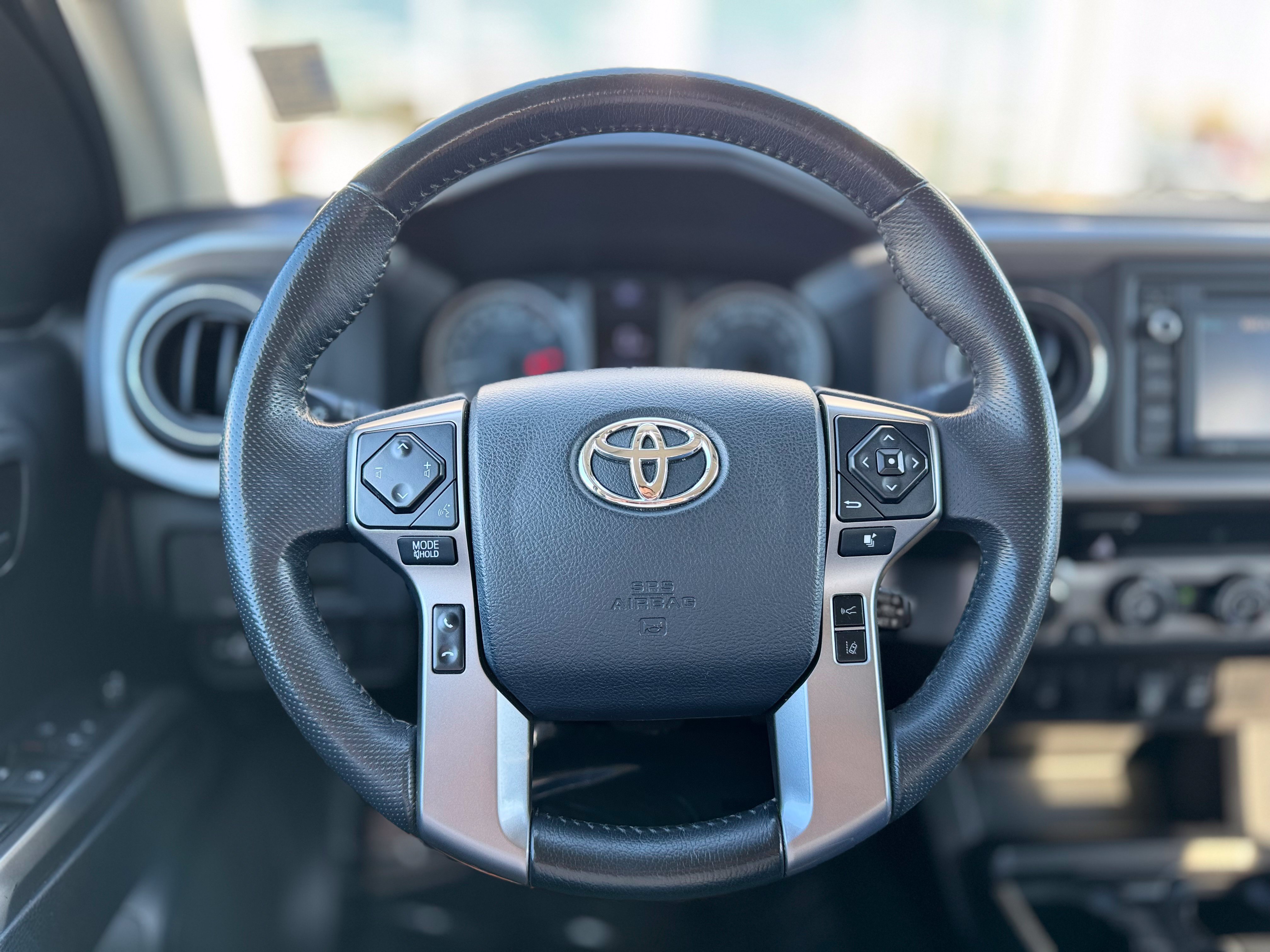 Used 2019 Toyota Tacoma SR5 AWD/4WD image 41