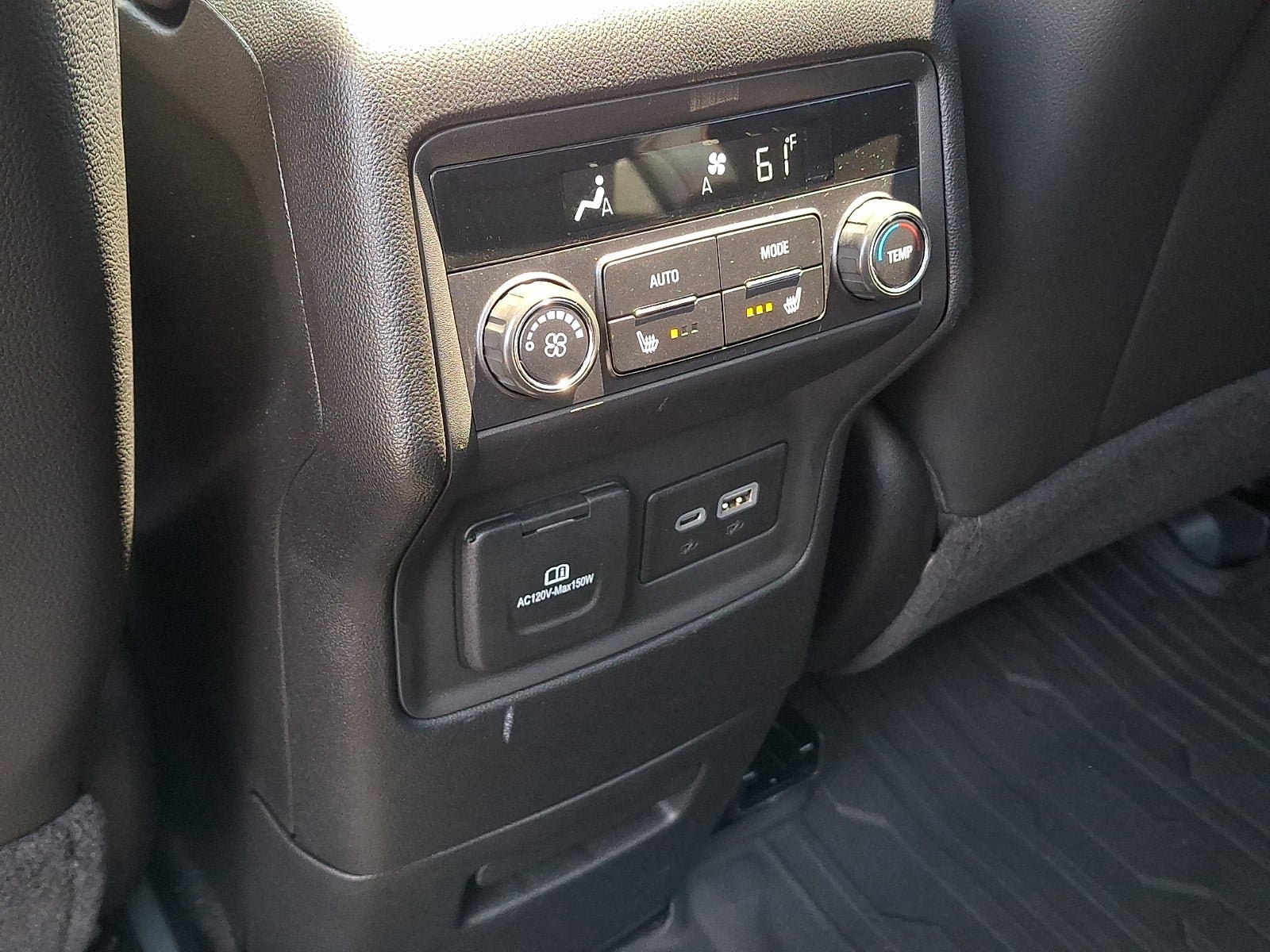 Used 2023 GMC Acadia AT4 w/ Technology Package AWD/4WD image 11