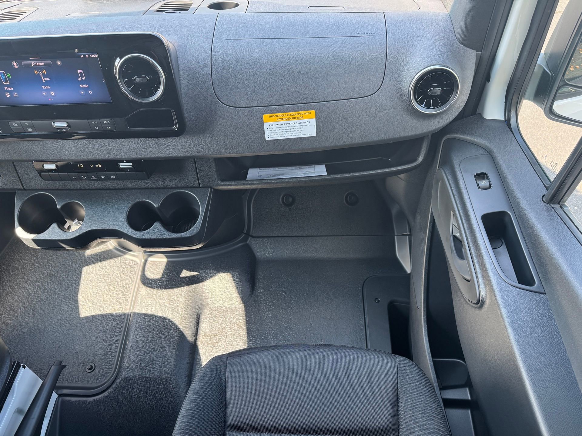 New 2026 Mercedes-Benz Sprinter 2500 image 17