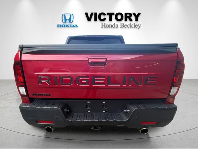 Certified 2024 Honda Ridgeline Black Edition image 4