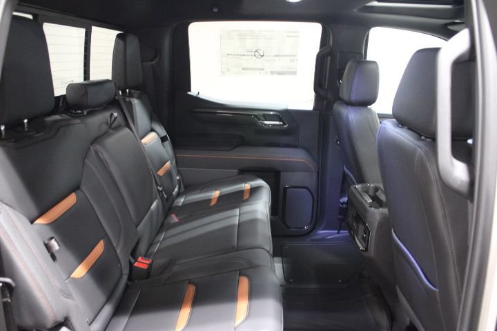 New 2026 GMC Sierra 1500 AT4 w/ AT4 Premium Package AWD/4WD image 32