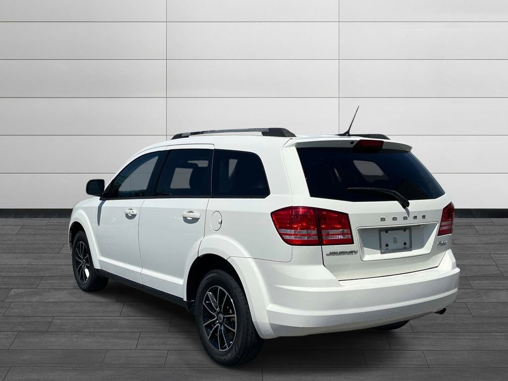 Used 2018 Dodge Journey SE w/ Connectivity Group image 3