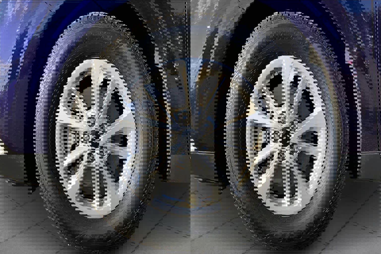 Used 2022 Kia Carnival LX image 10