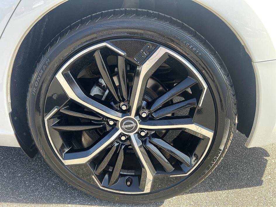 Certified 2024 Nissan Altima 2.5 SR image 10