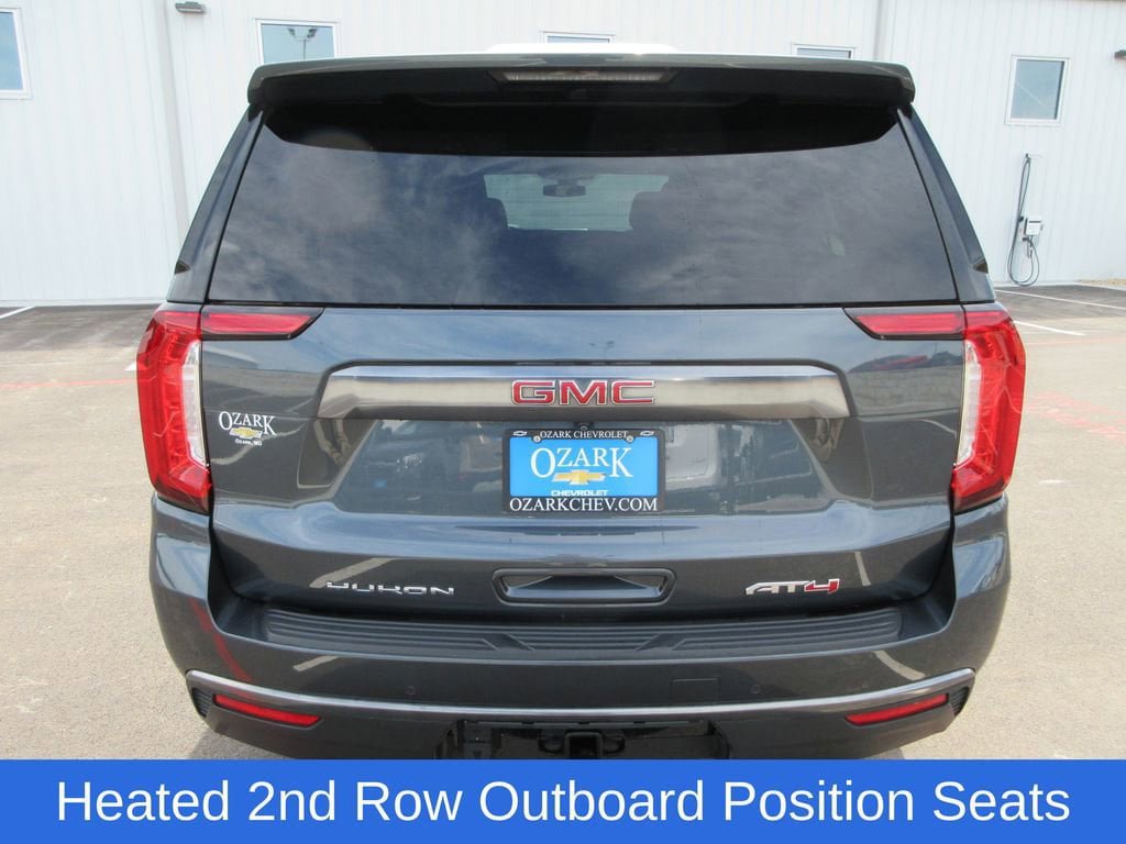 Used 2021 GMC Yukon XL AT4 w/ Technology Package AWD/4WD image 4