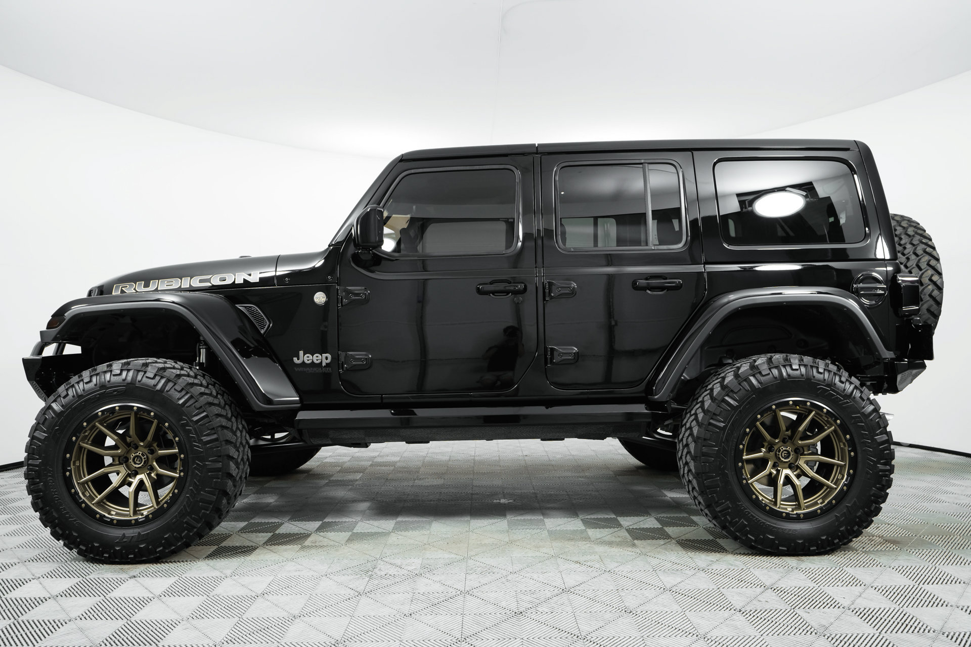 Used 2021 Jeep Wrangler Unlimited Rubicon w/ Trailer Tow Package AWD/4WD image 75