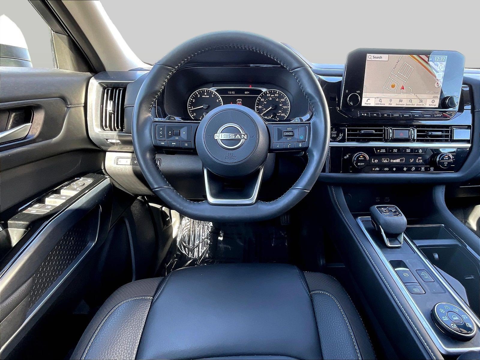 Certified 2025 Nissan Pathfinder SL AWD/4WD image 11