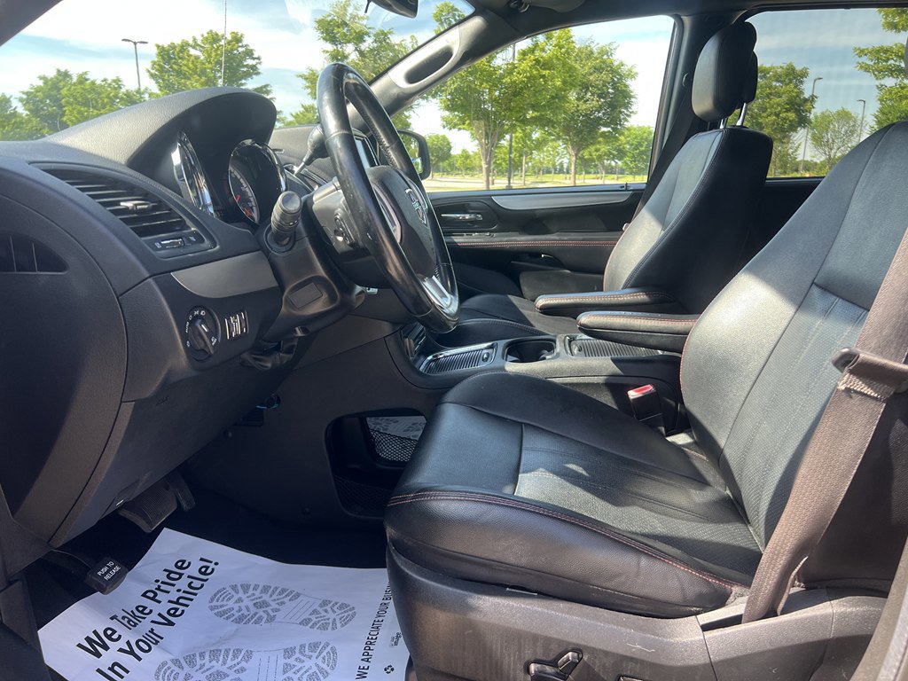 Used 2019 Dodge Grand Caravan GT FWD image 18