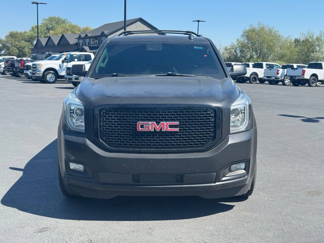 Used 2018 GMC Yukon XL SLT w/ Open Road Package AWD/4WD image 14