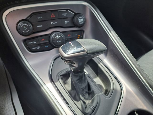 Used 2019 Dodge Challenger SXT w/ Plus Package image 33
