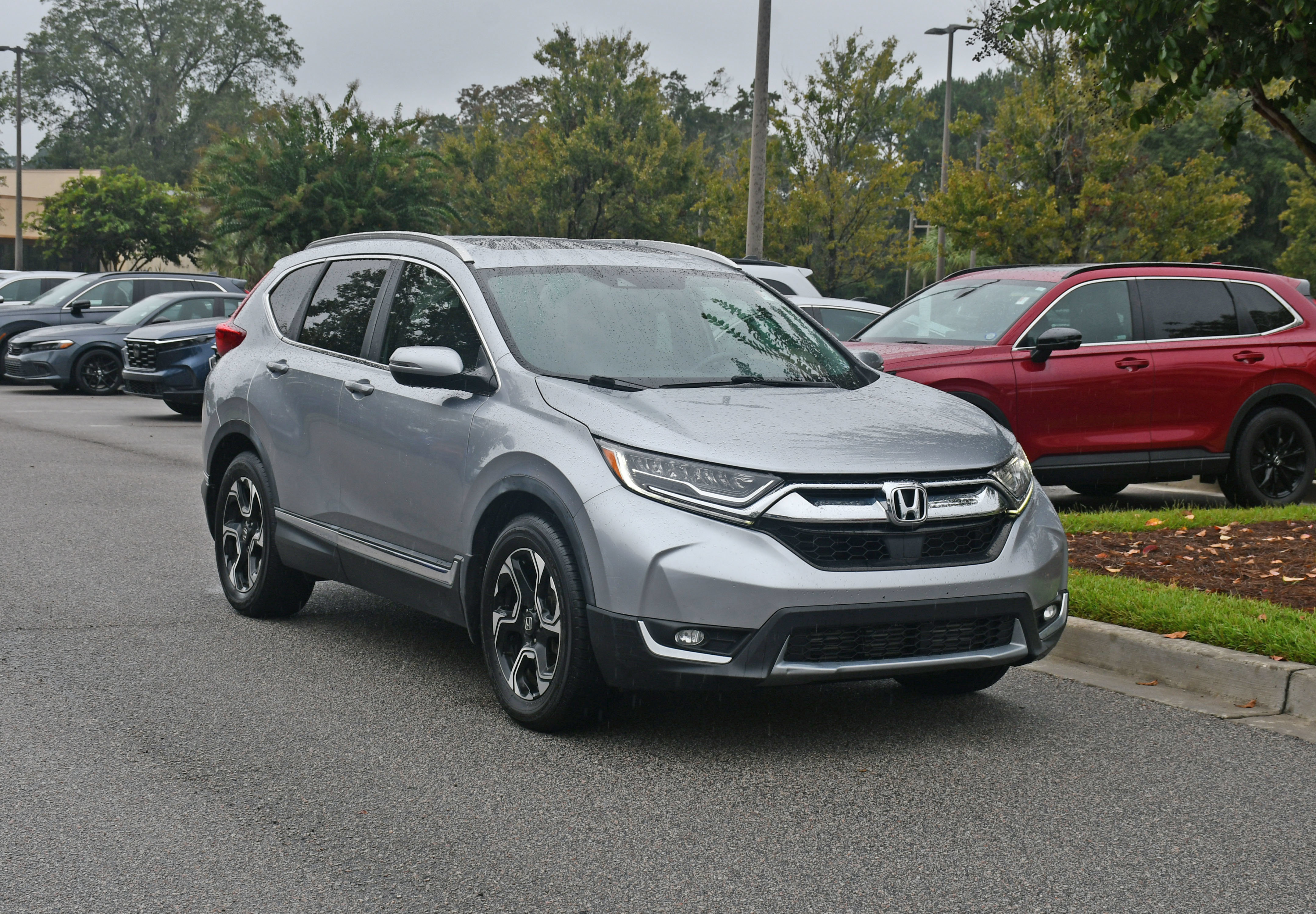 Used 2017 Honda CR-V Touring image 6