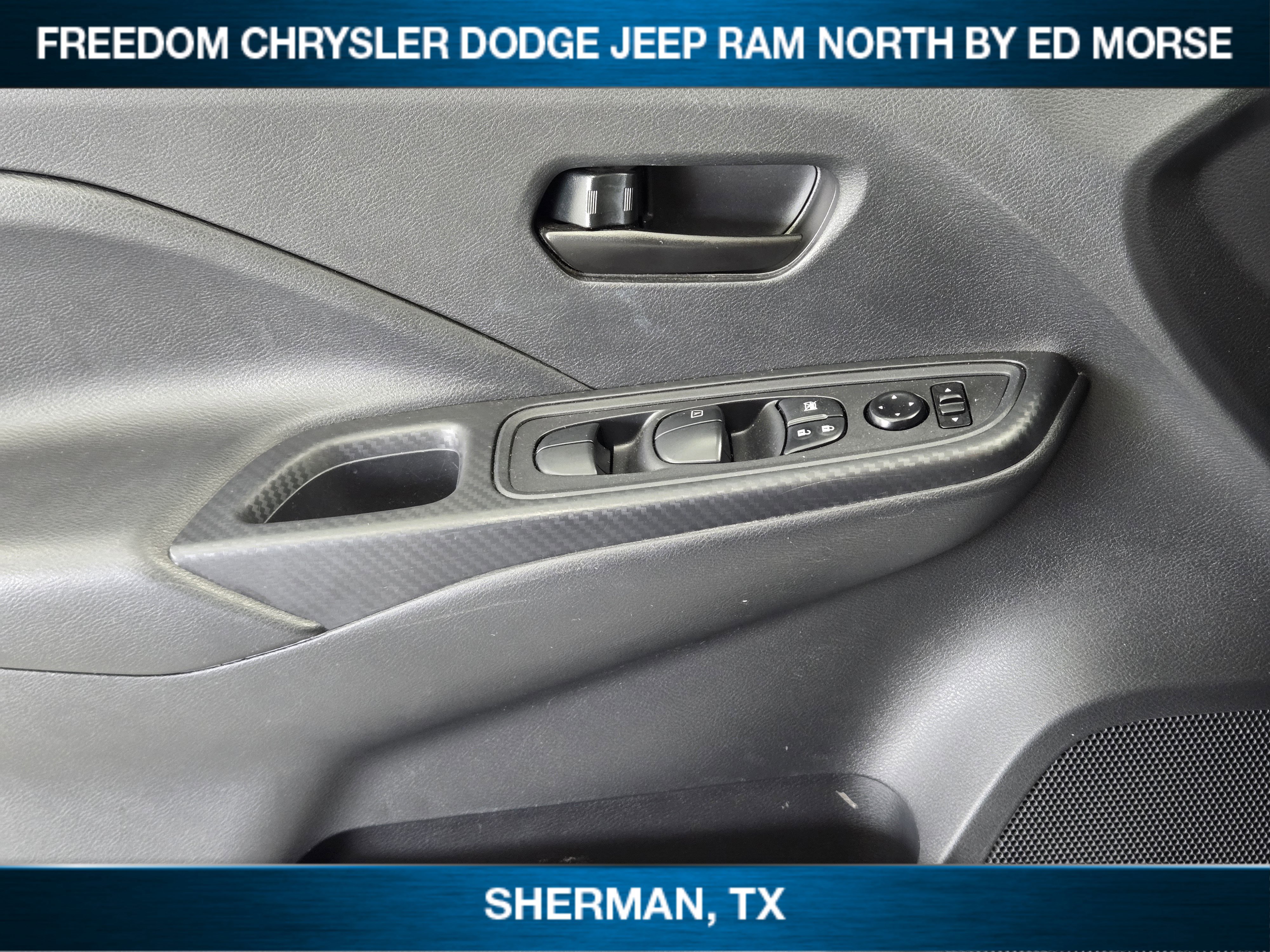 Used 2022 Nissan Versa S FWD image 16