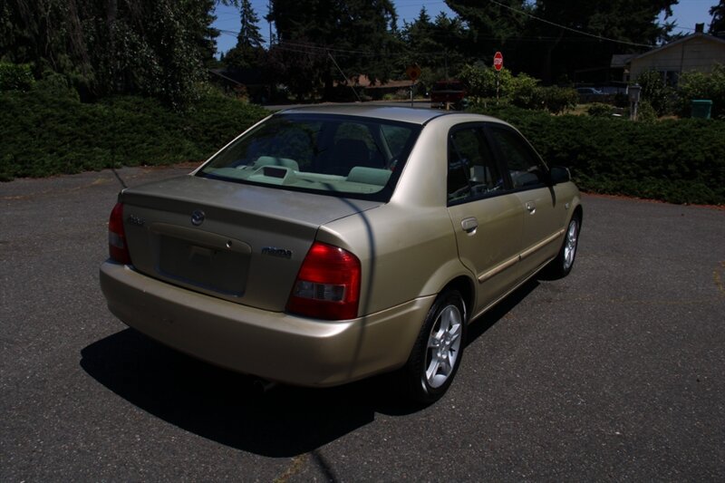 Used 2003 MAZDA Protege FWD image 3