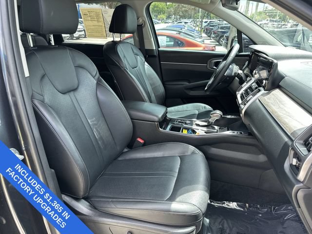 Used 2023 Kia Sorento EX w/ Panoramic Sunroof Package FWD image 29
