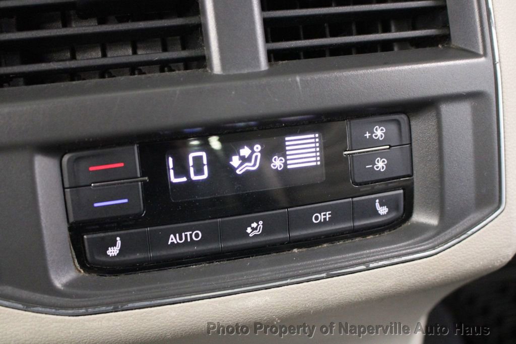 Used 2019 Volkswagen Atlas SEL Premium image 30