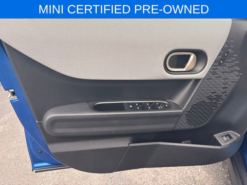 Certified 2025 MINI Cooper S FWD image 37
