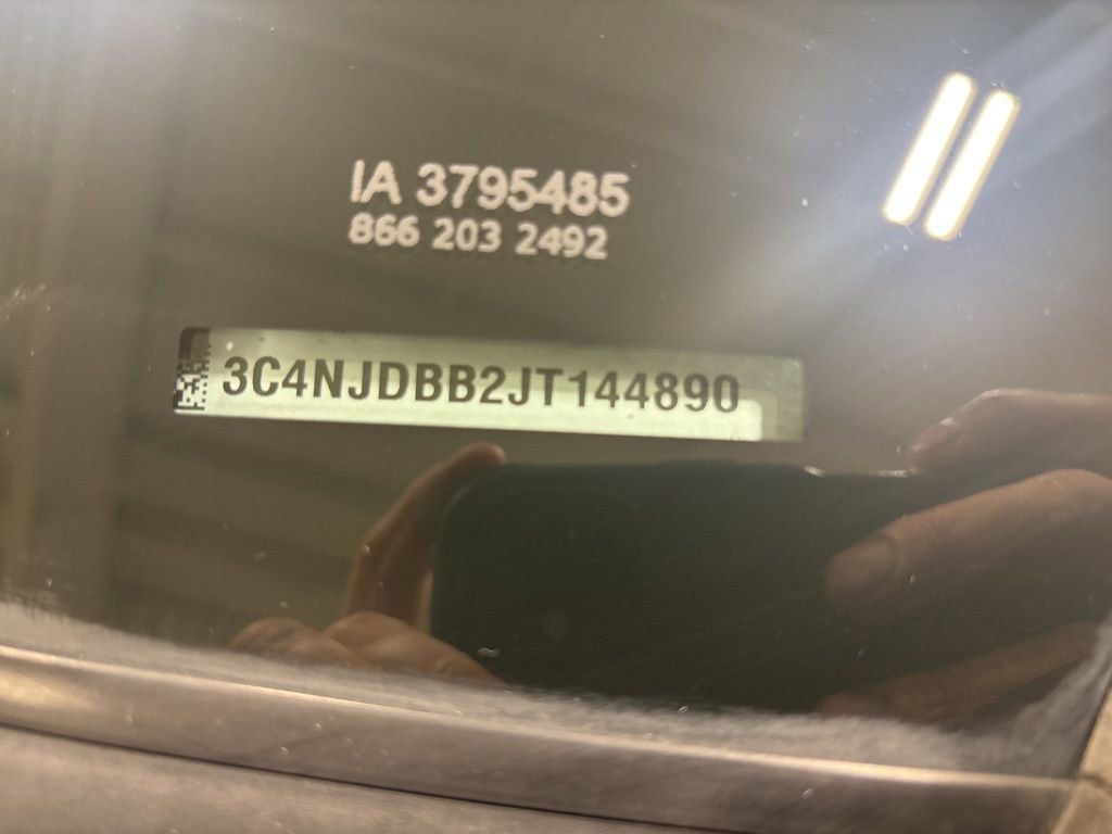 Used 2018 Jeep Compass Latitude w/ Cold Weather Group image 29