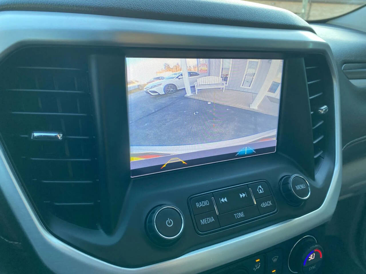 Used 2018 GMC Acadia SLT w/ LPO, Floor Liner Package image 18