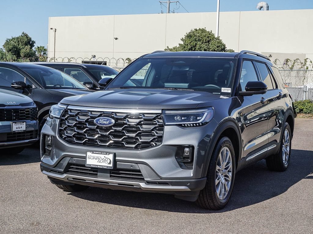 New 2026 Ford Explorer Platinum RWD image 3