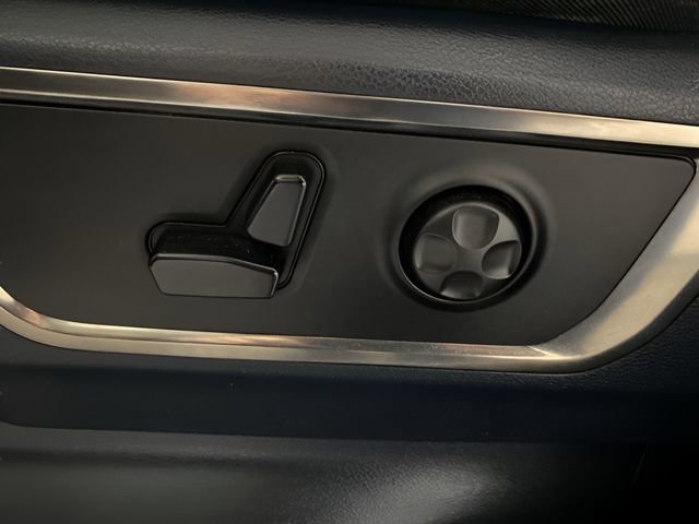 Used 2020 RAM 1500 Limited AWD/4WD image 11