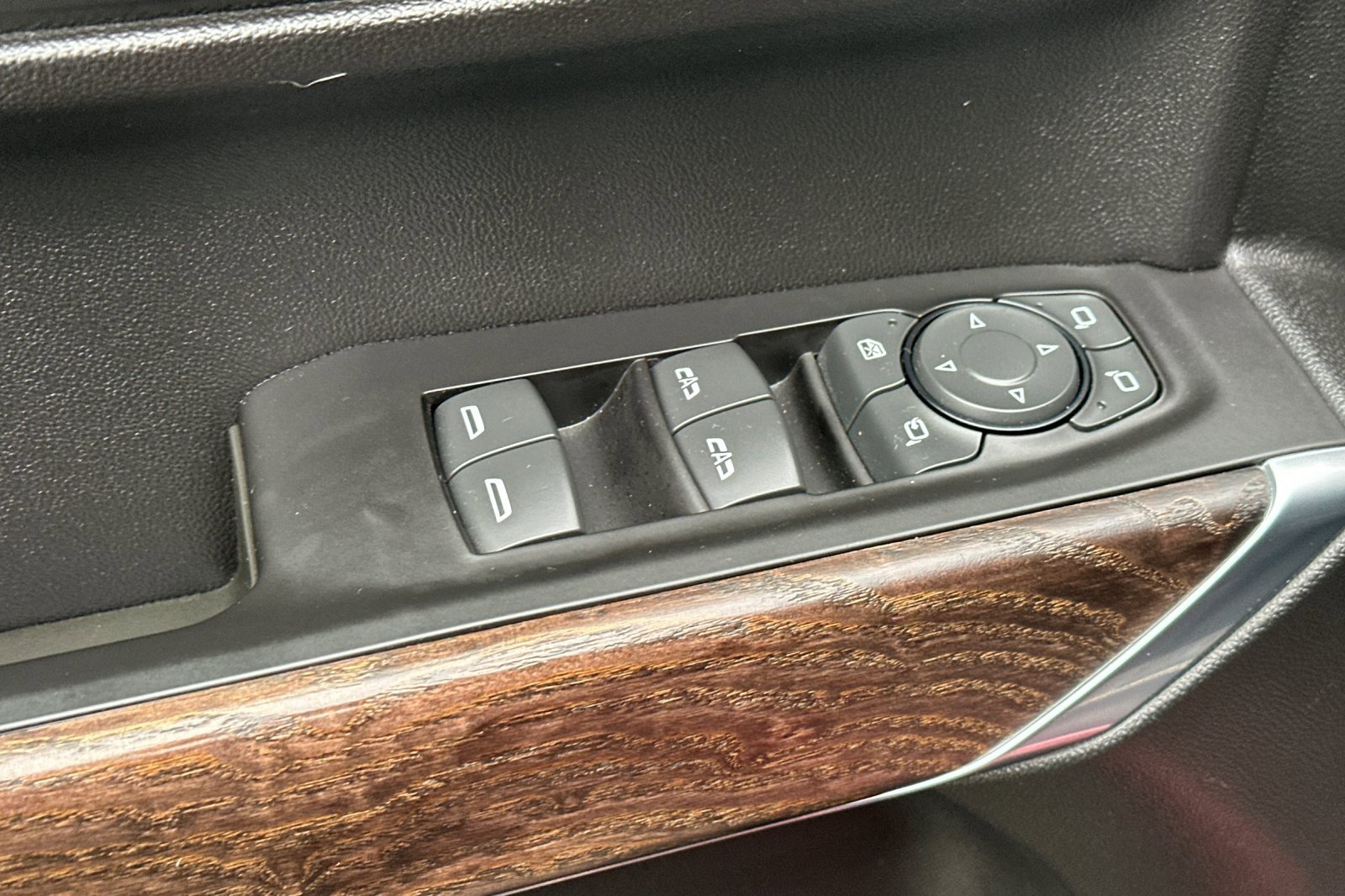 Certified 2020 GMC Sierra 1500 Denali w/ Denali Ultimate Package image 12