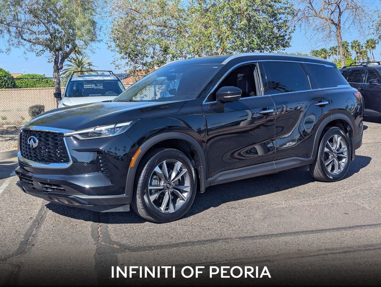 Certified 2023 INFINITI QX60 Luxe w/ Cargo Package image 1