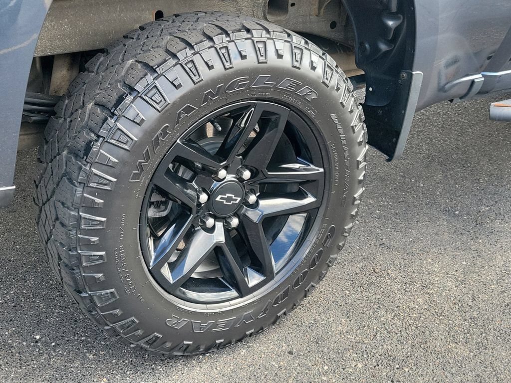 Used 2021 Chevrolet Silverado 1500 LT Trail Boss w/ Convenience Package II AWD/4WD image 7