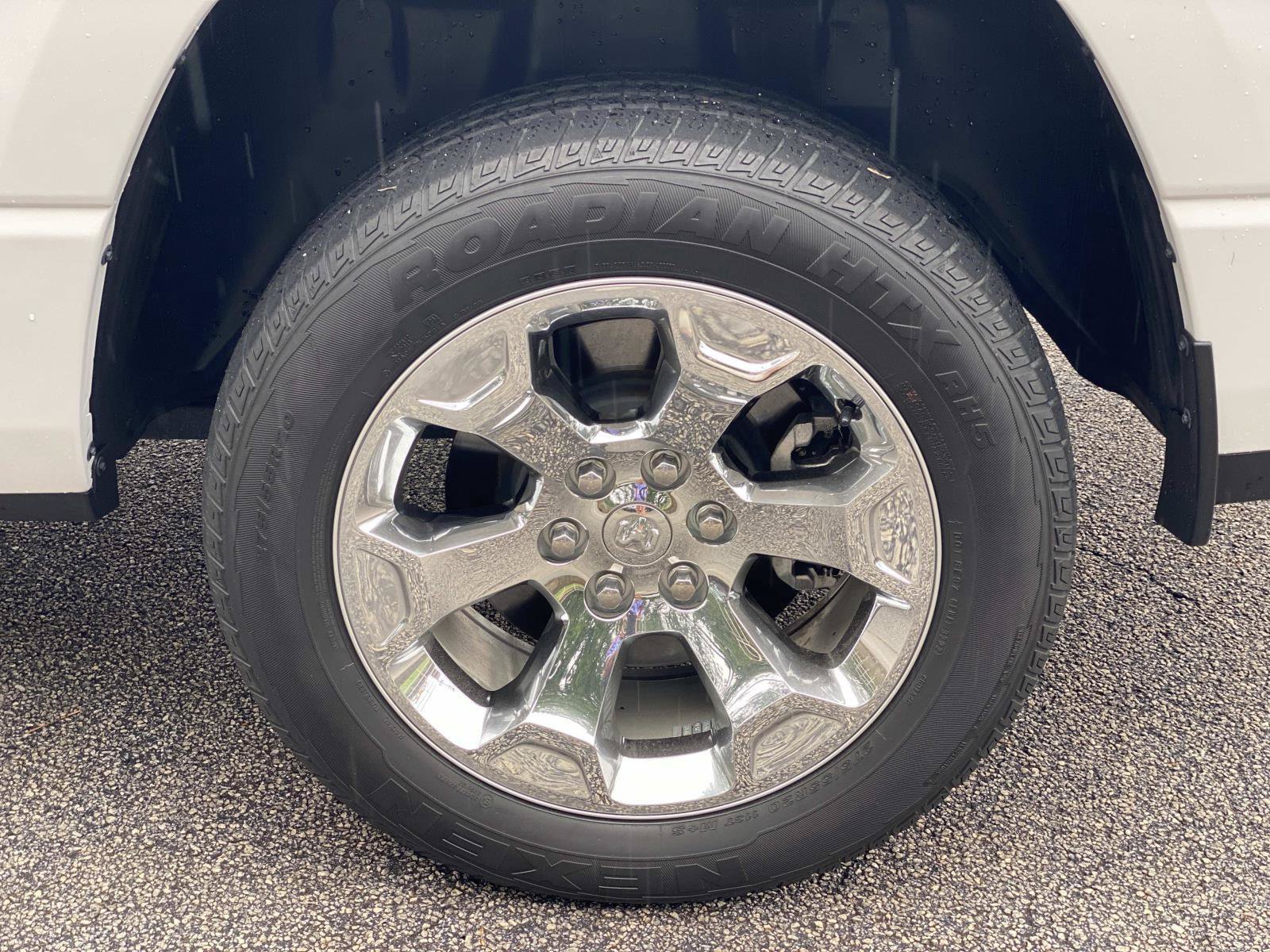 Used 2023 RAM 1500 Big Horn AWD/4WD image 17