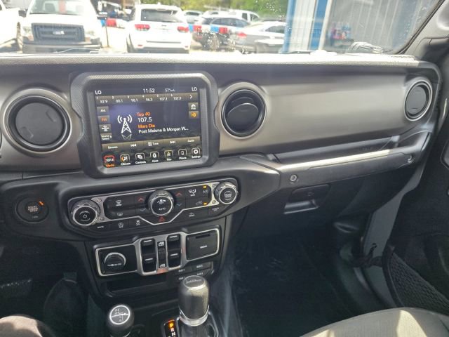 Used 2021 Jeep Gladiator Sport image 16