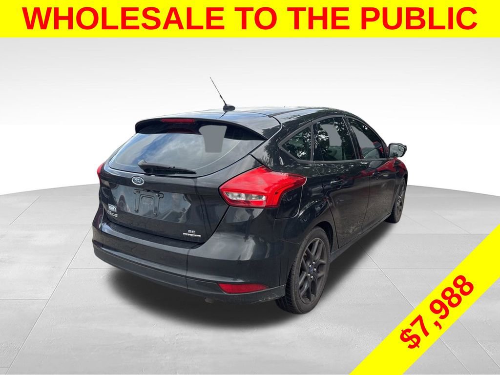 Used 2015 Ford Focus SE w/ Equipment Group 201A FWD image 4